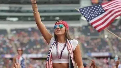 德媒曝：穆夏拉放弃更高薪资选择拜仁，以示感激之情