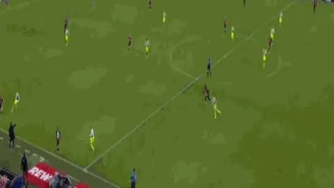 米兰迫切寻求约维奇转售，球员不在孔塞桑转会计划之中。